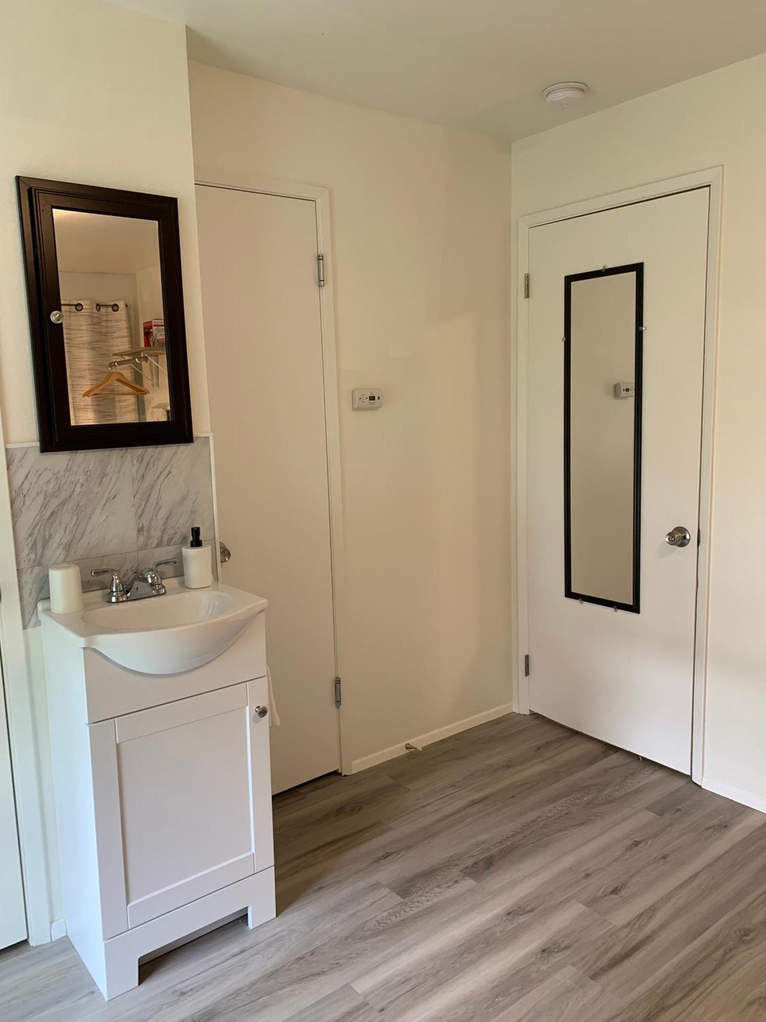 Central Bellevue Guesthouse Екстер'єр фото