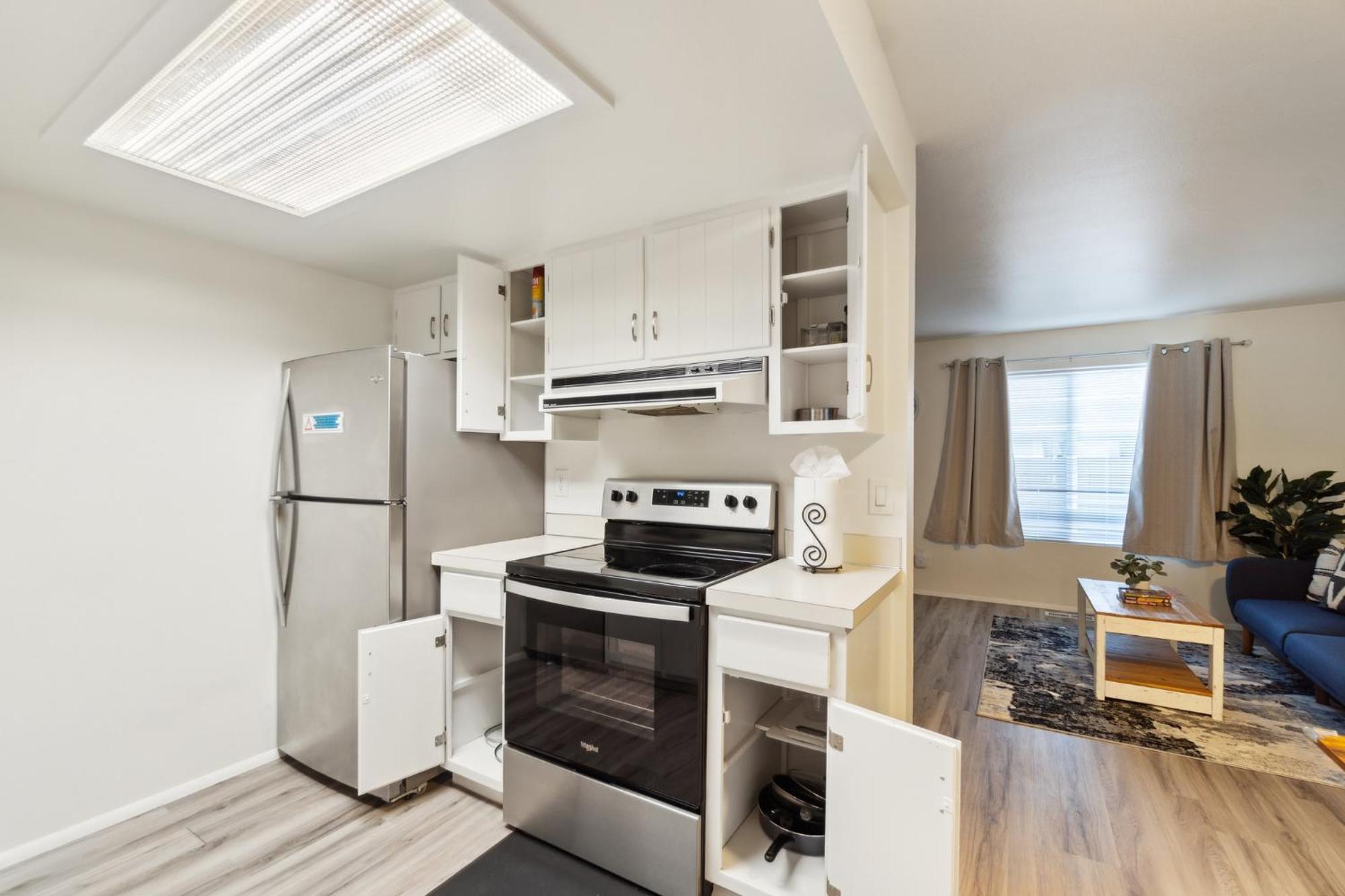Central Bellevue Guesthouse Екстер'єр фото